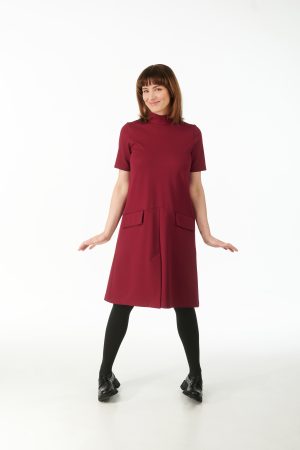 Tumepunane kleit So Sixties