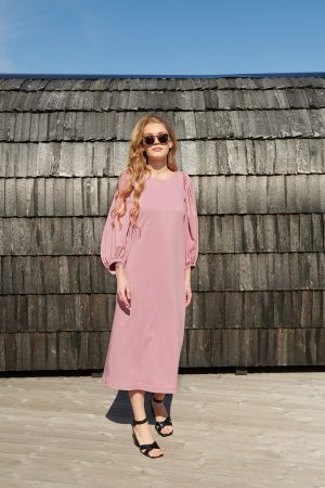 Roosa kleit Drama Queen