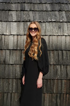 Must kleit Drama Queen