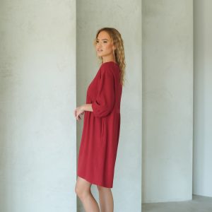 Punane kleit Slow Waves