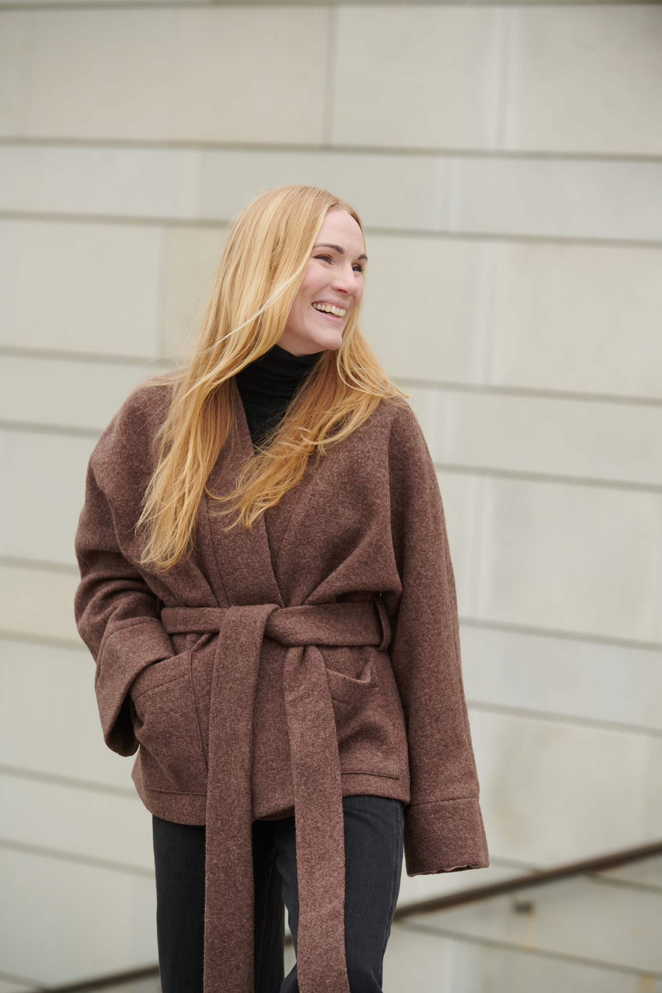 Pruun villabukleest jakk All Wrapped Up - Image 4