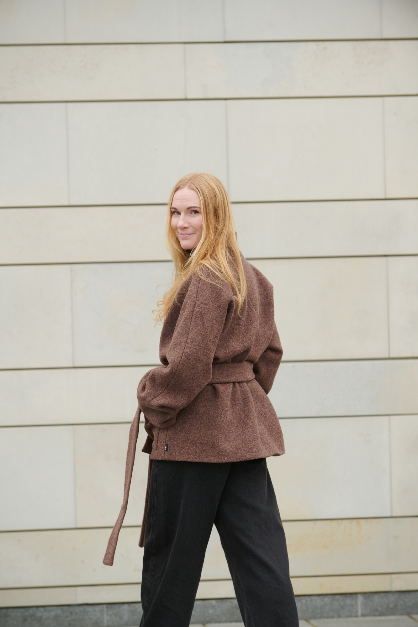 Pruun villabukleest jakk All Wrapped Up - Image 6